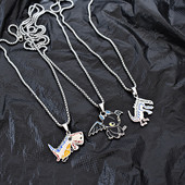 Pašreizējā vīriešu garā ķēde ar kulonu trīs modeļiem