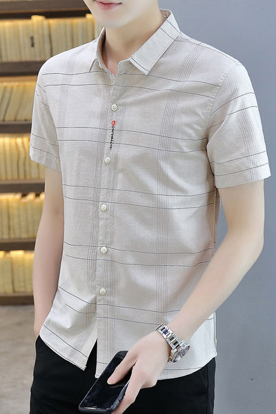 Стилна мъжка риза с копчета и къси ръкави