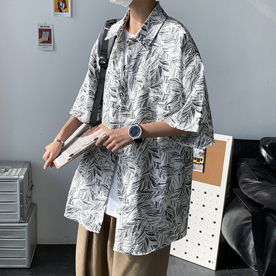 Лятна мъжка риза с флорални мотиви с 3/4 ръкав