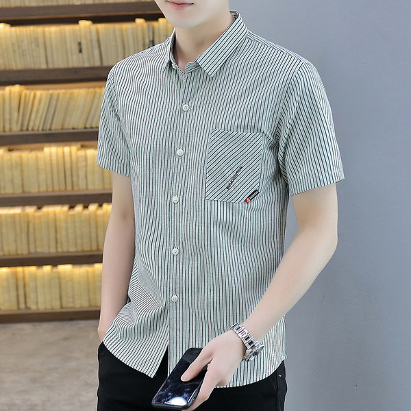 Модерна мъжка риза с джоб и къс ръкав