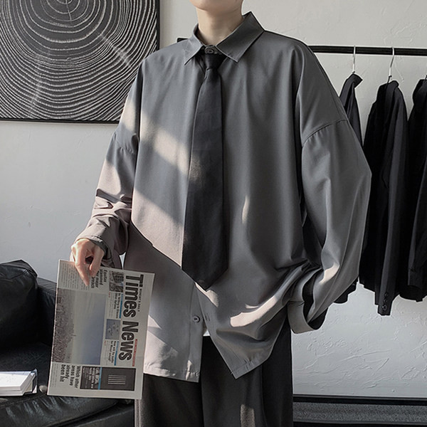Изчистен модел широка риза с копчета за мъже