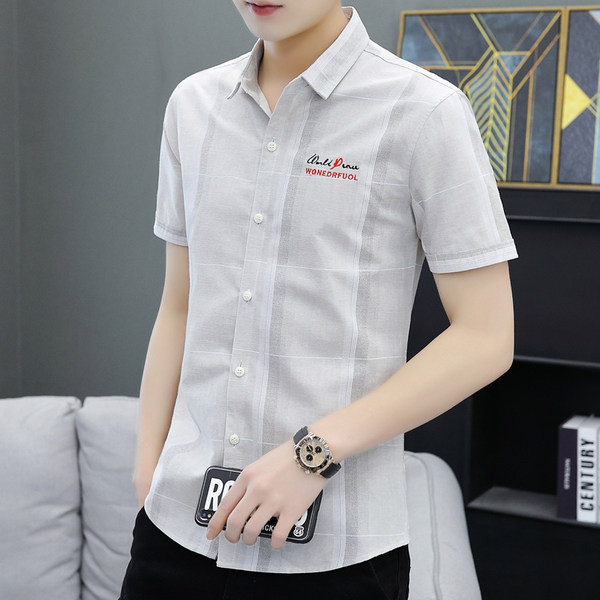 Актуална мъжка риза с бродерия и копчета