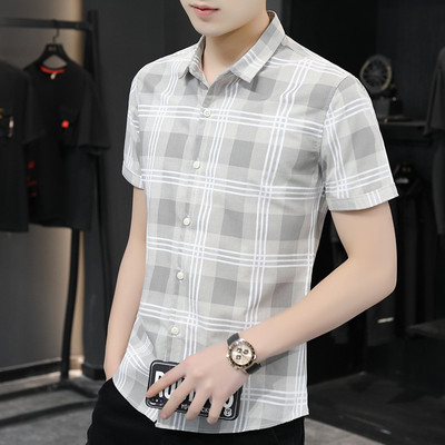 Карирана мъжка риза с класическа яка и къси ръкави