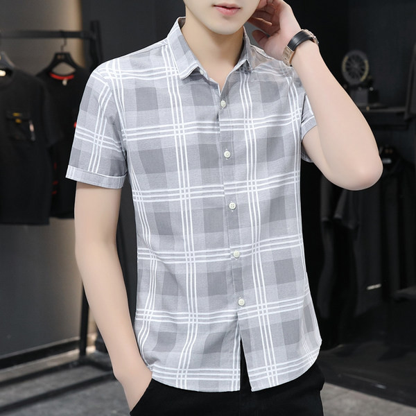 Карирана мъжка риза с класическа яка и къси ръкави