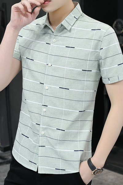 Нов модел мъжка риза с къс ръкав и яка