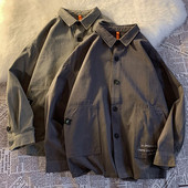 Широк модел мъжка риза с големи джобове и надписи