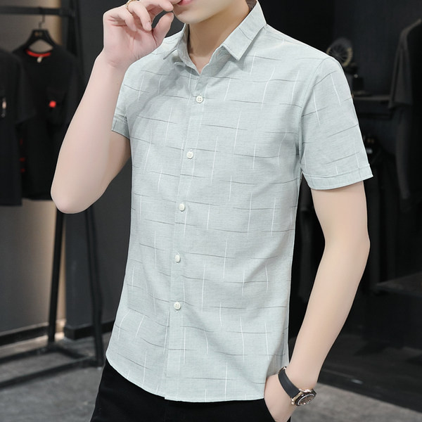 Стилна мъжка риза с класическа яка и къс ръкав