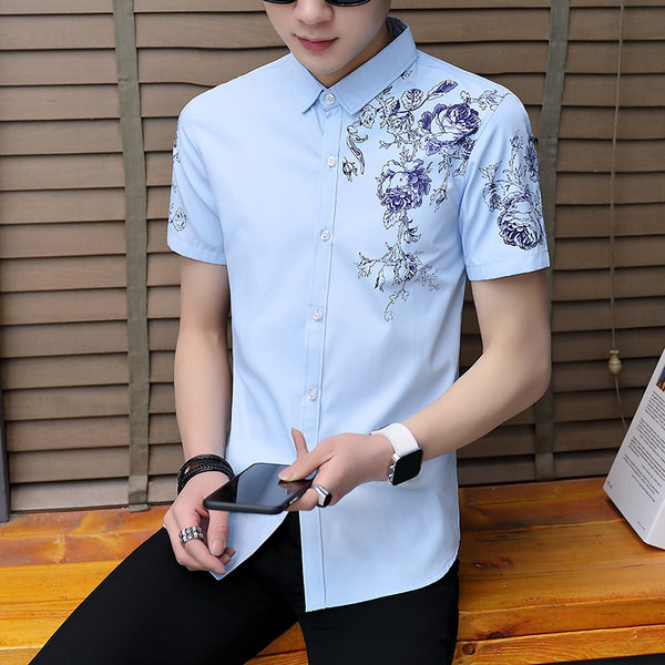 Šiuolaikiški vyriški marškiniai su gėlių motyvais ir sagomis