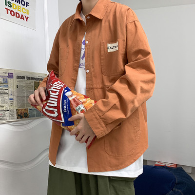 Широка мъжка риза с джоб и емблема