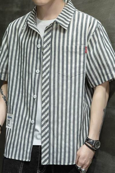 Мъжка раирана риза с копчета и емблема