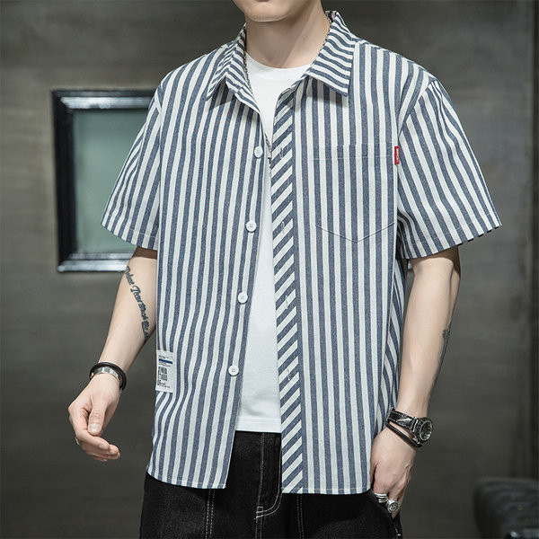 Мъжка раирана риза с копчета и емблема