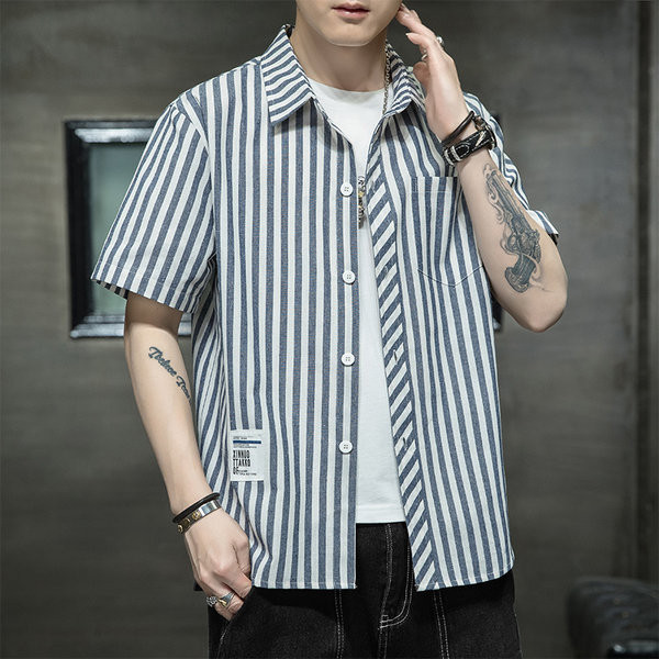 Мъжка раирана риза с копчета и емблема