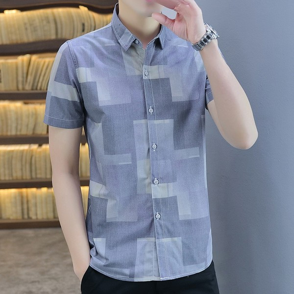 Актуална мъжка риза с копчета и къс ръкав