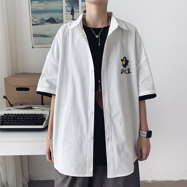  Ежедневна мъжка  риза с къс ръкав и апликация 