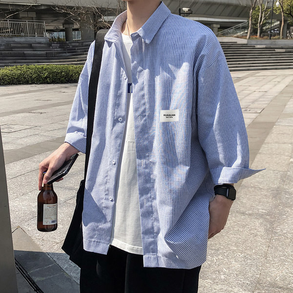 Широка раирана мъжка риза с джоб 