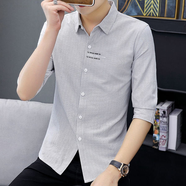 Актуална мъжка риза с надписи и 3/4 ръкав