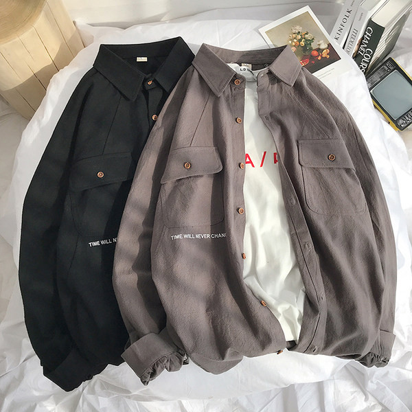 Модерна мъжка риза с големи джобове и копчета