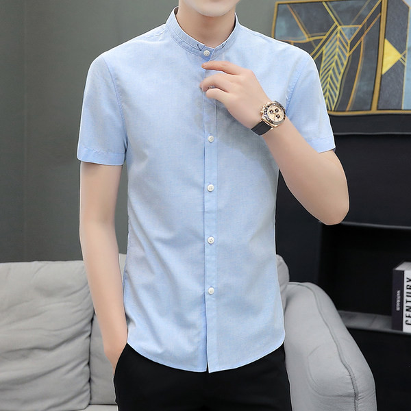 Модерна мъжка риза с копчета и ниска яка 