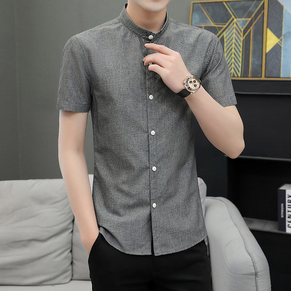 Модерна мъжка риза с копчета и ниска яка 