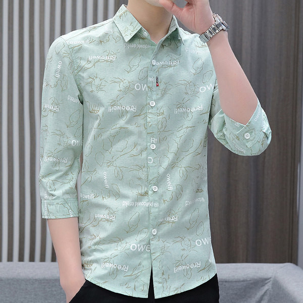 Стилна мъжка риза с надписи и класическа яка 