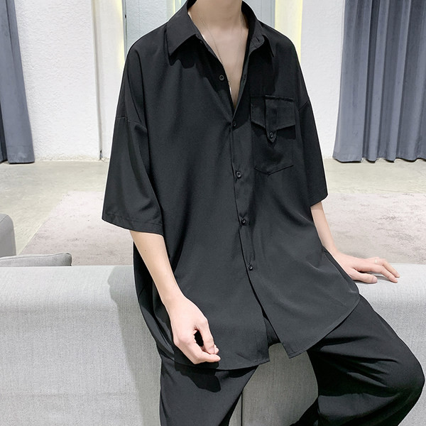 Едноцветна лятна риза с къс ръкав