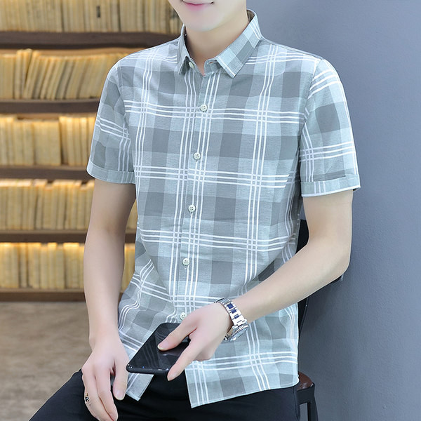 Карирана риза с копчета и класическа яка