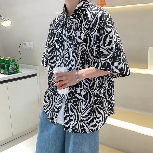 Лятна мъжка риза с шарен десен с къс ръкав