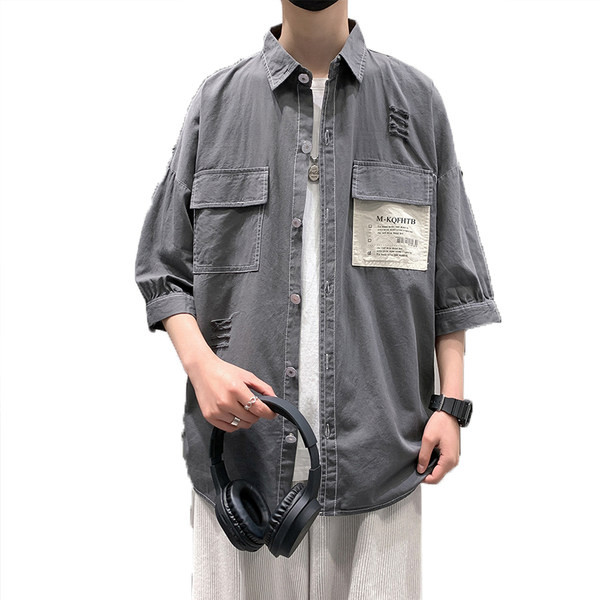 Лятна мъжка риза с джобове и надписи