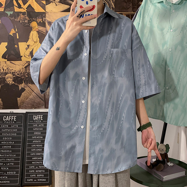 Широк модел лятна риза с джоб и преливащи се цветове