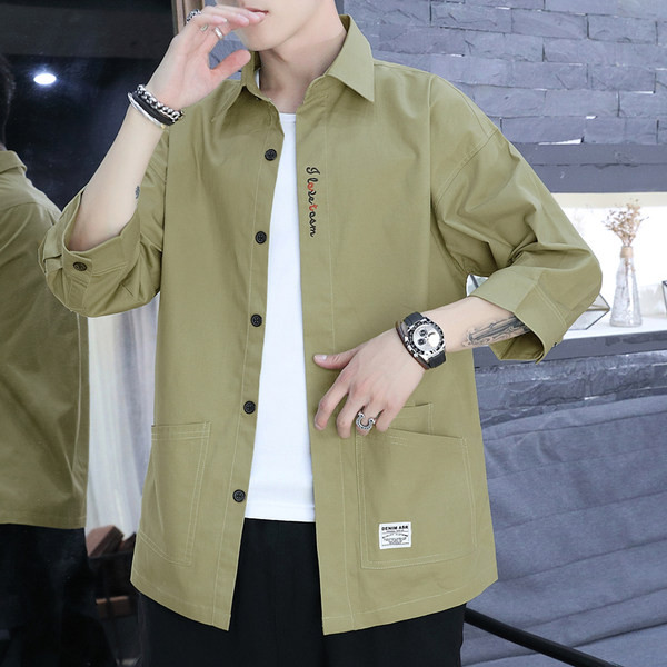 Ежедневна мъжка риза с емблема и бродиран надпис