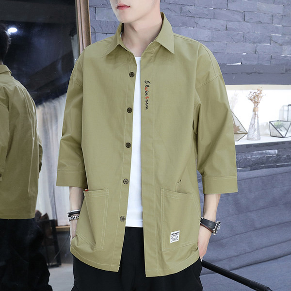 Ежедневна мъжка риза с емблема и бродиран надпис