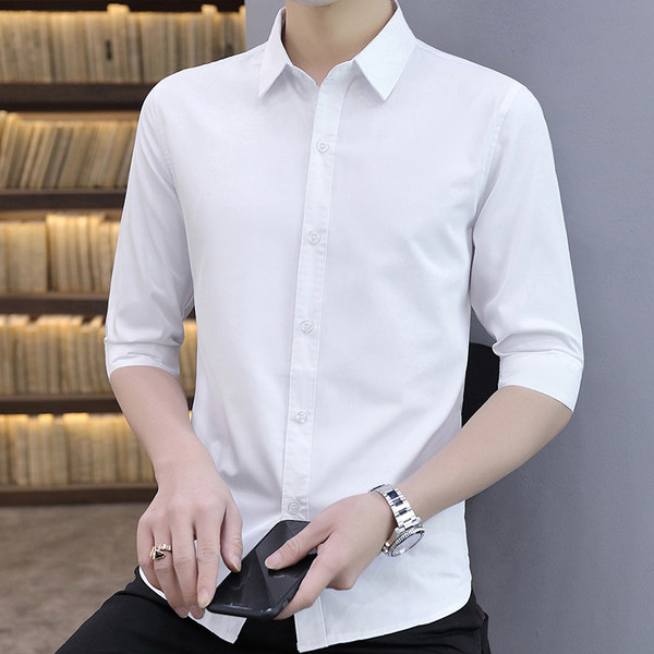 Модерна мъжка риза с класическа яка-изчистен модел