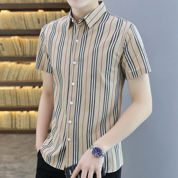 Мъжка раирана риза с къс ръкав и копчета