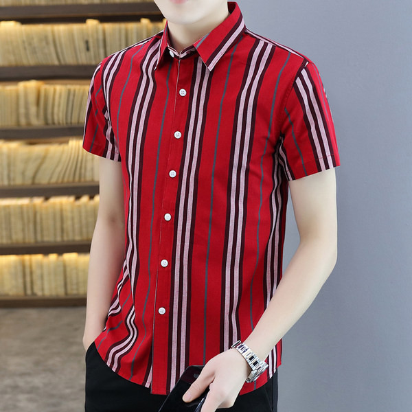 Мъжка раирана риза с къс ръкав и копчета