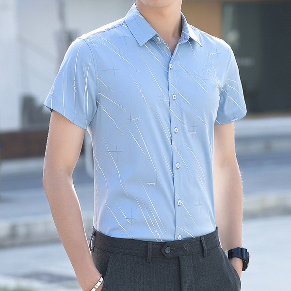 Мъжка модерна риза Slim модел с къс ръкав и копчета