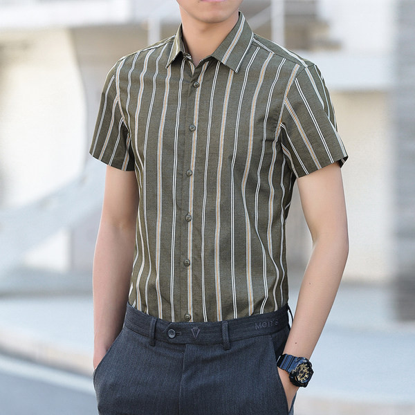 Актуална мъжка риза с къс ръкав