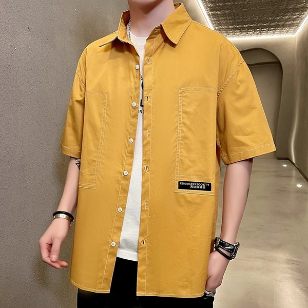 Широк модел мъжка риза с копчета и класическа яка