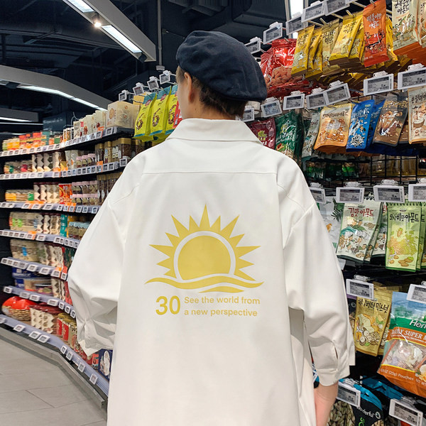 Лятна риза за мъже с щампа на гърба