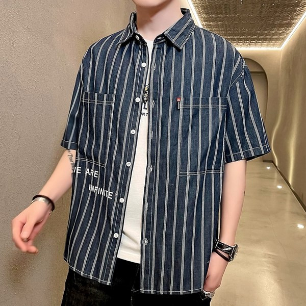 Мъжка раирана риза с джобове и класическа яка