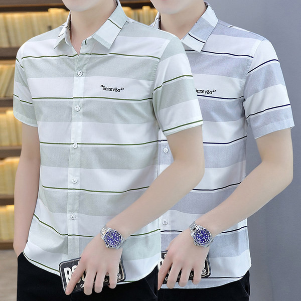 Мъжка раирана риза с надпис и къс ръкав