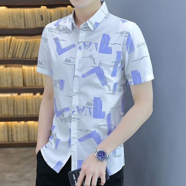 Цветна мъжка риза с апликации и къс ръкав