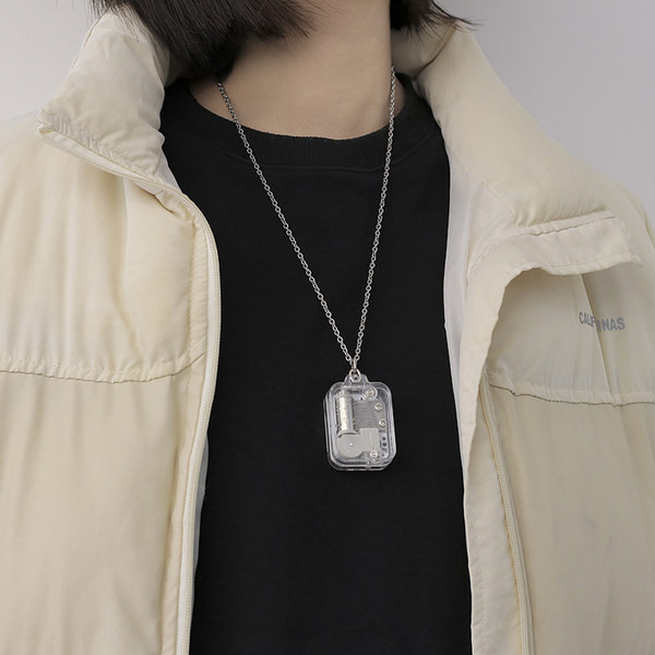 Модерна мъжка верижка с висулка музикална кутия