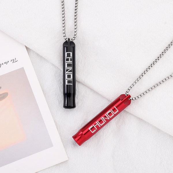 Актуална мъжка стоманена верижка с висулка свирка