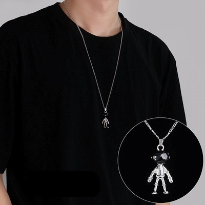 Мъжка верижка с висулка астронавт - два модела