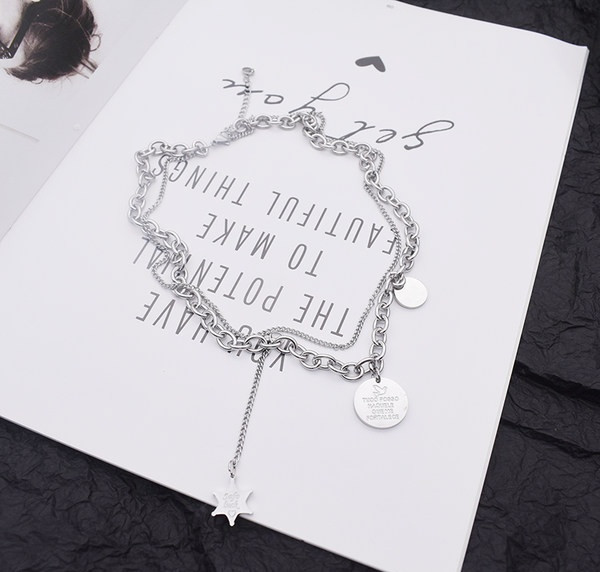 Aktualan muški čelični lančić s privjescima