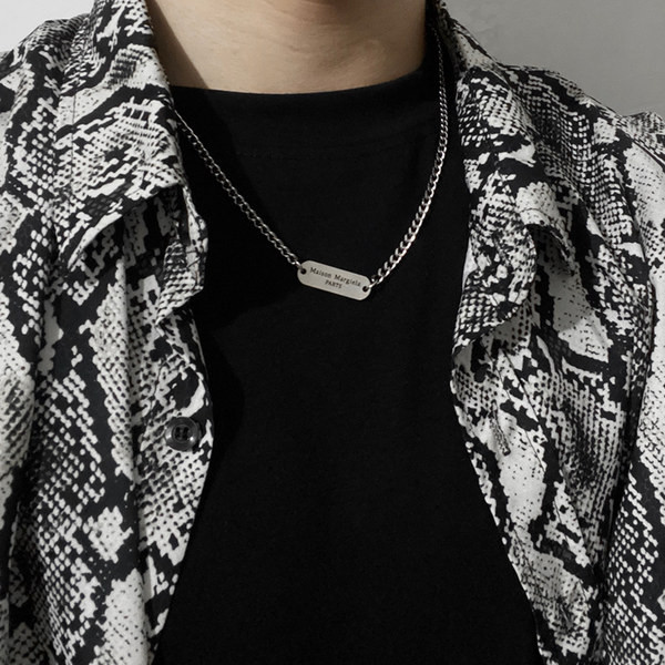 Moderan muški čelični lančić s natpisom