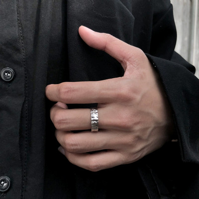 Мъжки стилен пръстен изчистен модел