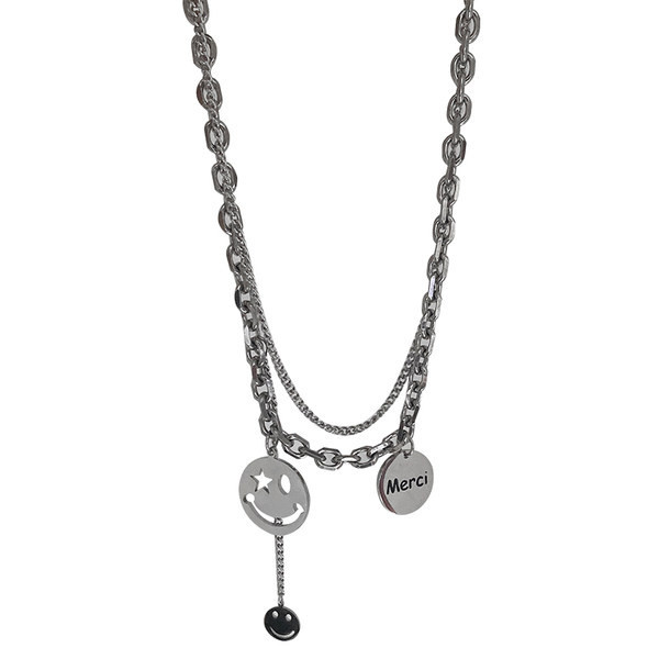 Moderan muški lančić s tri privjeska