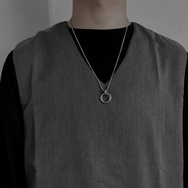 Ανδρική αλυσίδα από ατσάλι με στρογγυλό μενταγιόν