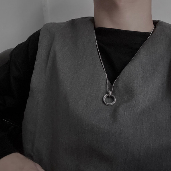 Ανδρική αλυσίδα από ατσάλι με στρογγυλό μενταγιόν